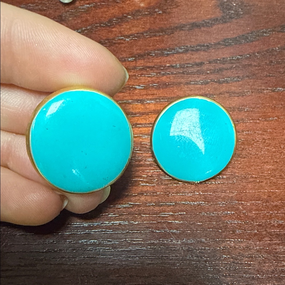 Vintage Turquoise and Gold Round clip on Earrings